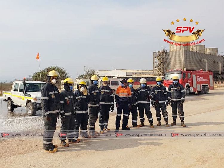 Foam Fire Tanker Sinotruk in Congo 2